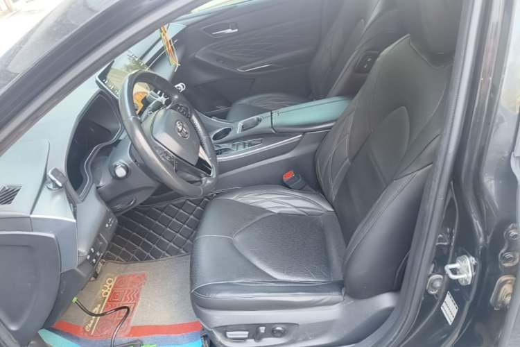Used Toyota Avalon 2019 Dual-Engine 2.5L XLE Prestige Version China VI Standard Left Front Seat
