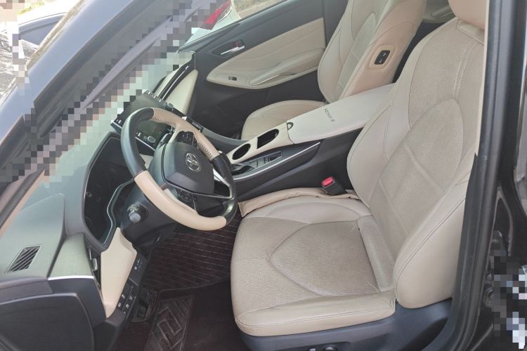 Used Toyota Avalon 2019 2.0L XLE Premium Edition China VI Left Front Seat