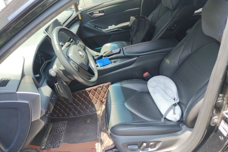 Used Toyota Avalon 2019 2.0L XLE Premium Edition China VI Left Front Seat