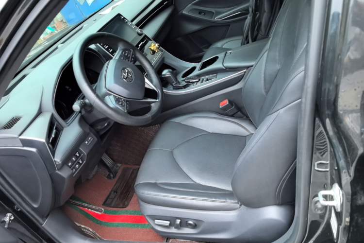Used Toyota Avalon 2019 Dual-Engine 2.5L Luxury Edition China VI Standard Left Front Seat