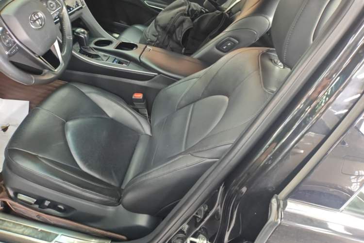 Used Toyota Avalon 2019 2.0L Luxury Edition China VI Standard Left Front Seat