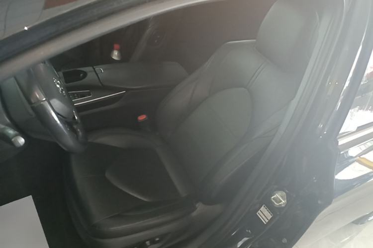 Used Toyota Avalon 2019 Dual-Engine 2.5L Luxury Edition China VI Standard Left Front Seat
