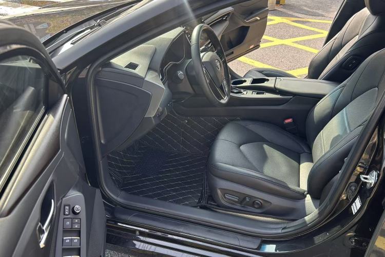 Used Toyota Avalon 2019 2.0L Luxury Edition China VI Standard Left Front Seat