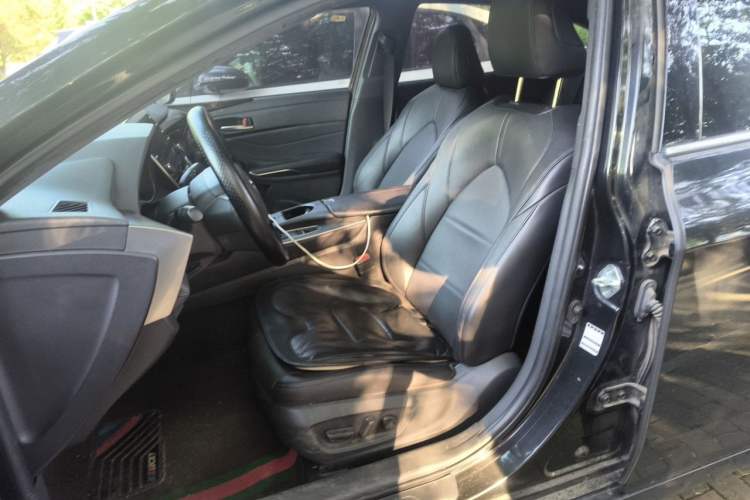Used Toyota Avalon 2019 2.0L Luxury Edition China VI Standard Left Front Seat