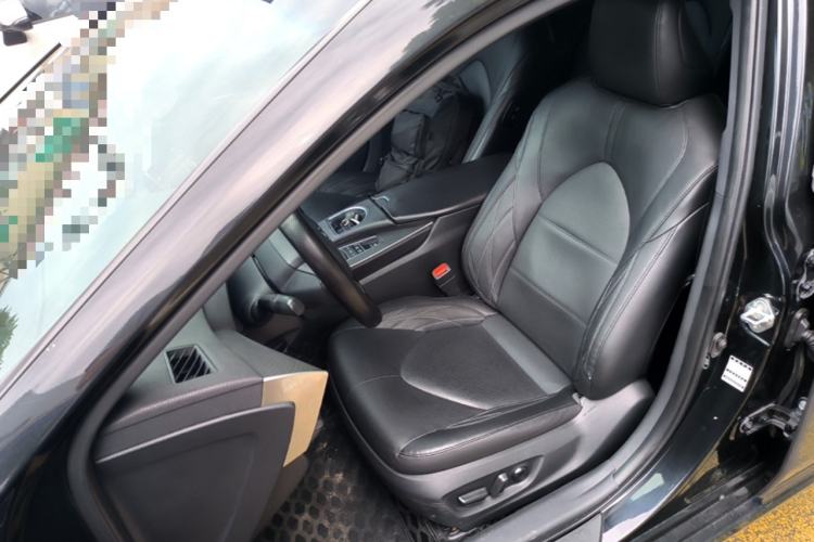 Used Toyota Avalon 2019 Dual-Engine 2.5L XLE Prestige Version China VI Standard Left Front Seat