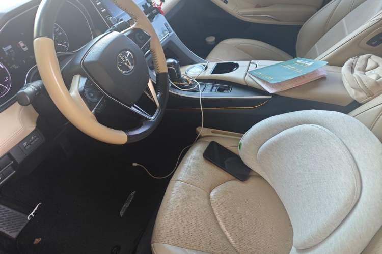 Used Toyota Avalon 2019 Dual-Engine 2.5L Luxury Edition China VI Standard Left Front Seat