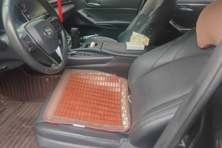 Used Toyota Avalon 2019 Dual-Engine 2.5L Luxury Edition China VI Standard Left Front Seat