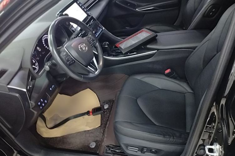 Used Toyota Avalon 2019 2.0L XLE Premium Edition China VI Left Front Seat