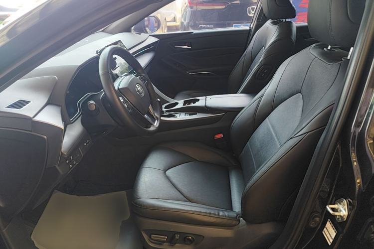 Used Toyota Avalon 2019 2.0L XLE Premium Edition China VI Left Front Seat