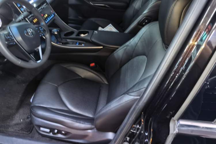 Used Toyota Avalon 2019 2.0L XLE Premium Edition China VI Left Front Seat