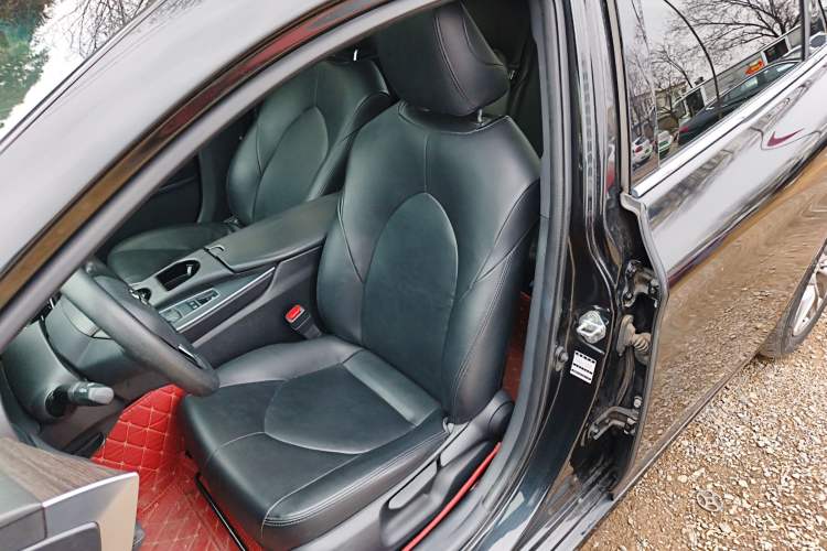Used Toyota Avalon 2019 2.0L Ambition Edition China VI Left Front Seat