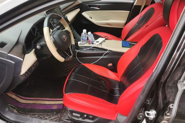 Used Toyota Avalon 2019 2.5L Touring Premium Version China VI Standard Left Front Seat