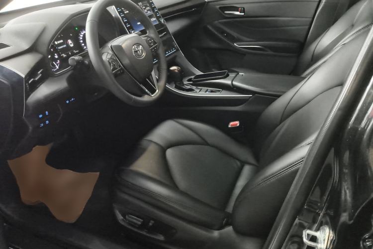 Used Toyota Avalon 2019 2.0L Ambition Edition China VI Left Front Seat