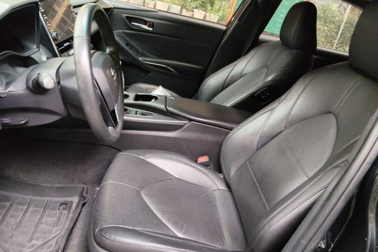 Used Toyota Avalon 2019 Dual-Engine 2.5L Luxury Edition China VI Standard Left Front Seat