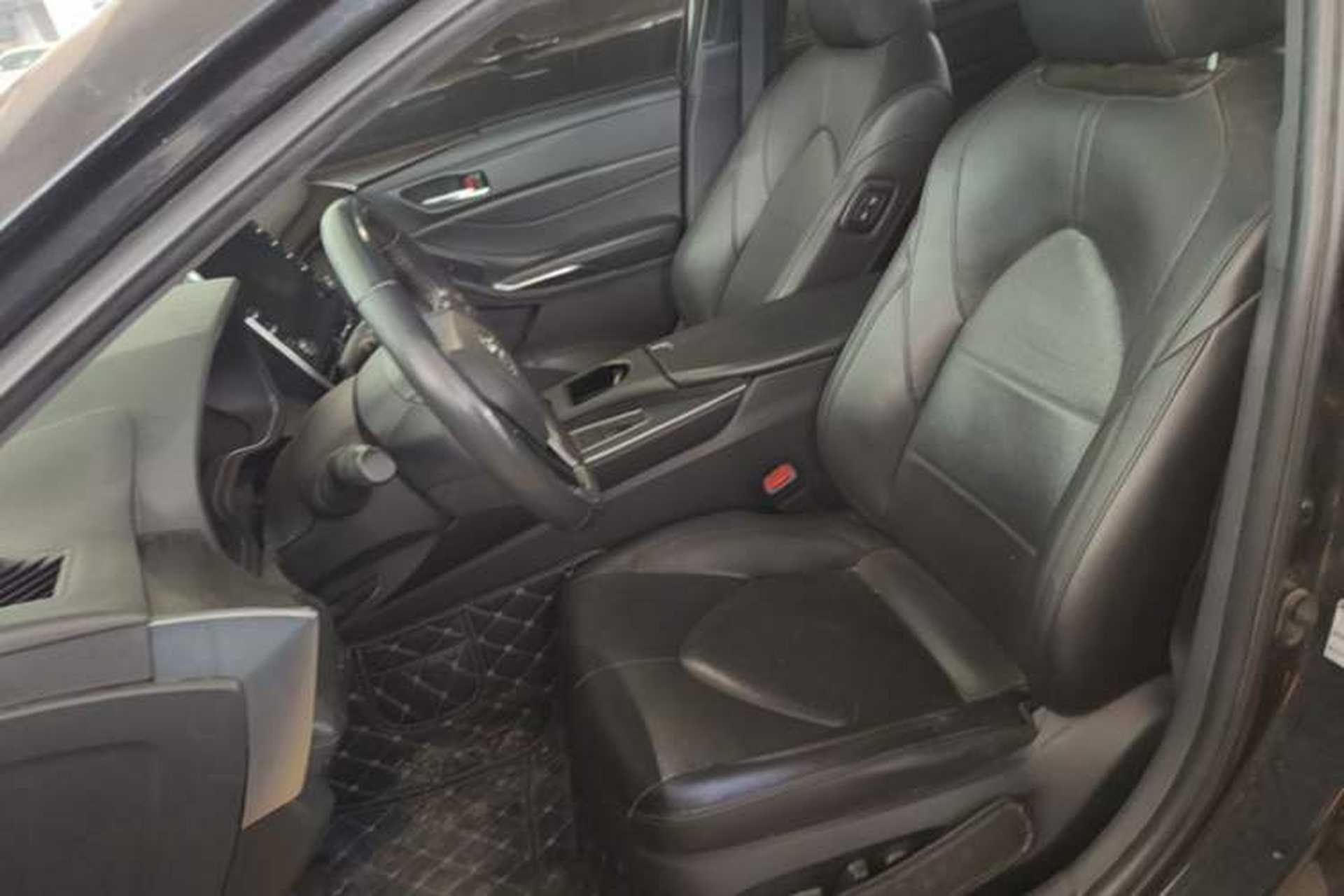 Used Toyota Avalon 2019 2.0L Luxury Edition China VI Standard Left Front Seat