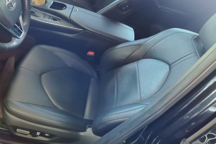 Used Toyota Avalon 2019 2.0L Luxury Edition China VI Standard Left Front Seat