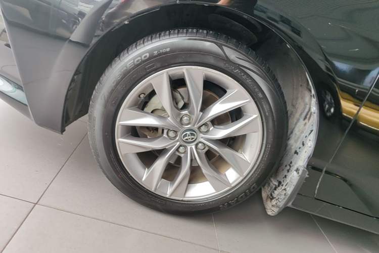 Used Toyota Avalon 2019 Dual-Engine 2.5L Luxury Edition China VI Standard Left Front Wheel Hub