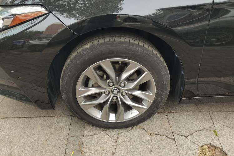 Used Toyota Avalon 2019 2.0L Luxury Edition China VI Standard Left Front Wheel Hub
