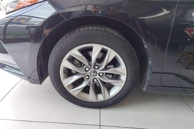 Used Toyota Avalon 2019 2.0L Luxury Edition China VI Standard Left Front Wheel Hub