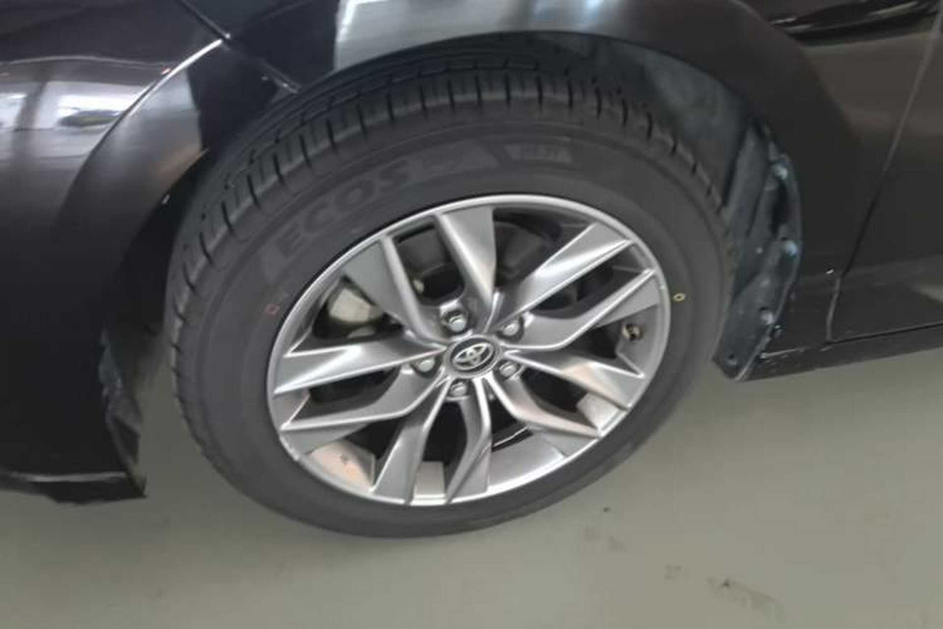 Used Toyota Avalon 2019 2.0L Luxury Edition China VI Standard Left Front Wheel Hub