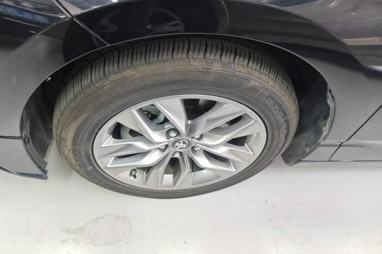 Used Toyota Avalon 2019 2.0L Luxury Edition China VI Standard Left Front Wheel Hub