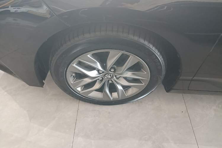 Used Toyota Avalon 2019 Dual-Engine 2.5L Luxury Edition China VI Standard Left Front Wheel Hub