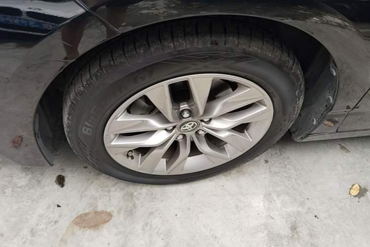 Used Toyota Avalon 2019 Dual-Engine 2.5L Luxury Edition China VI Standard Left Front Wheel Hub