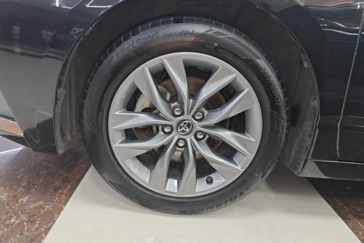 Used Toyota Avalon 2019 2.0L Luxury Edition China VI Standard Left Front Wheel Hub