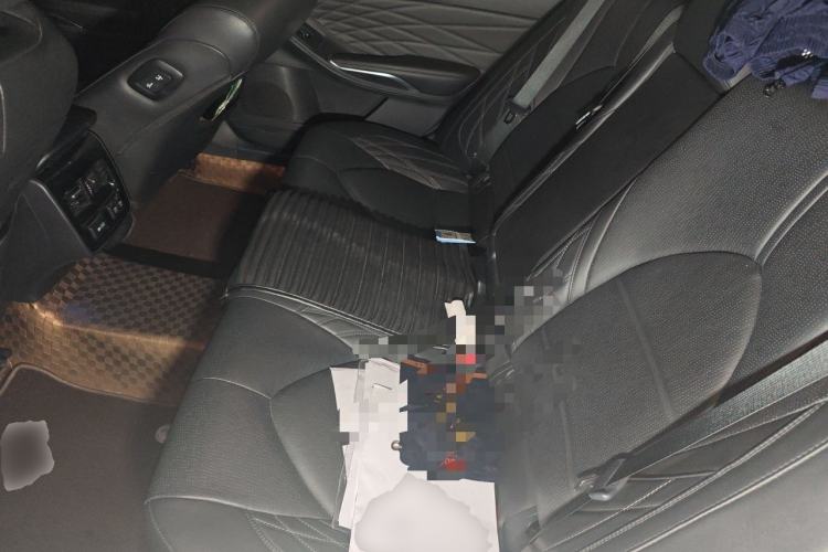 Used Toyota Avalon 2019 2.5L Touring Premium Version China VI Standard Left Rear Seat