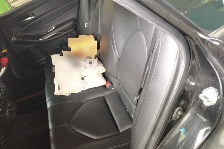 Used Toyota Avalon 2019 2.0L Luxury Edition China VI Standard Left Rear Seat