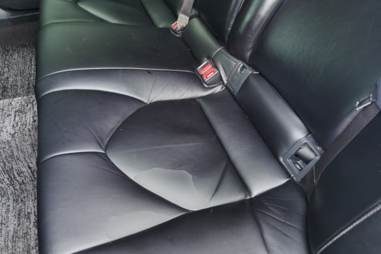Used Toyota Avalon 2019 2.0L Ambition Edition China VI Left Rear Seat