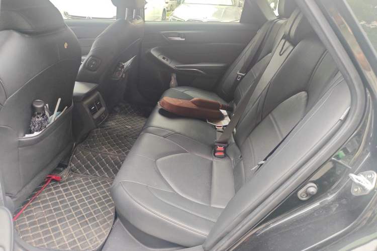 Used Toyota Avalon 2019 Dual-Engine 2.5L Luxury Edition China VI Standard Left Rear Seat