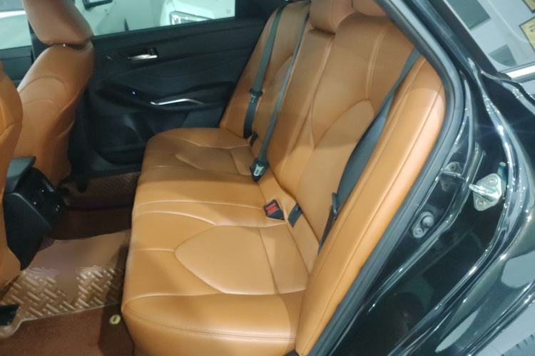 Used Toyota Avalon 2019 2.5L Ambition Version China VI Standard Left Rear Seat
