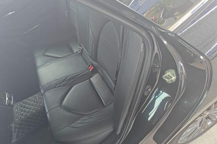 Used Toyota Avalon 2019 2.5L Touring Premium Version China V Standard Left Rear Seat