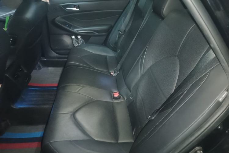Used Toyota Avalon 2019 Dual-Engine 2.5L Luxury Edition China VI Standard Left Rear Seat