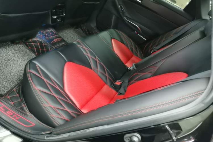 Used Toyota Avalon 2019 2.5L Ambition Version China VI Standard Left Rear Seat