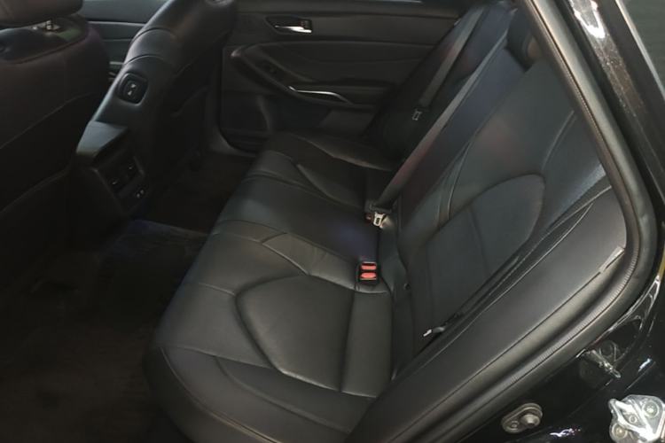Used Toyota Avalon 2019 Dual-Engine 2.5L Luxury Edition China VI Standard Left Rear Seat