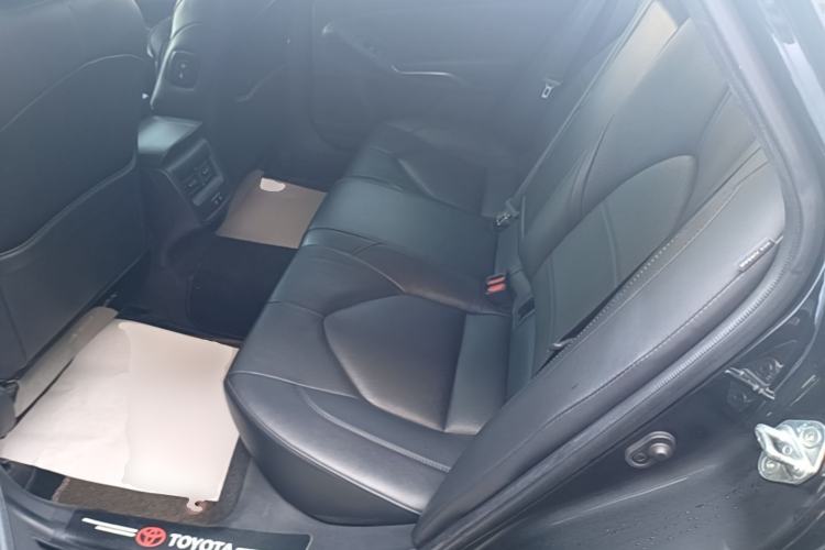 Used Toyota Avalon 2019 2.0L Luxury Edition China VI Standard Left Rear Seat