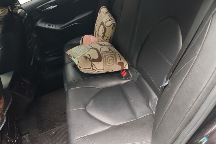 Used Toyota Avalon 2019 2.0L Ambition Edition China VI Left Rear Seat
