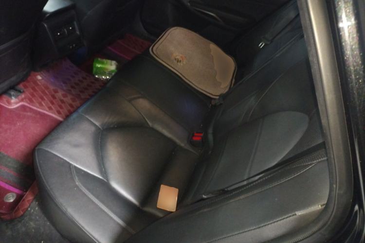 Used Toyota Avalon 2019 2.0L Luxury Edition China VI Standard Left Rear Seat