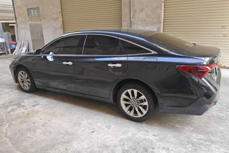 Used Toyota Avalon 2019 2.0L Luxury Edition China VI Standard Left Side