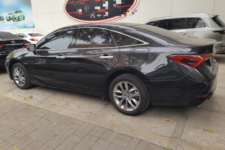 Used Toyota Avalon 2019 2.0L Luxury Edition China VI Standard Left Side