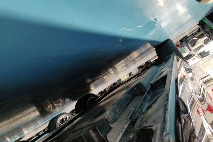 Used Toyota Avalon 2019 2.0L XLE Premium Edition China VI Left Side Sill