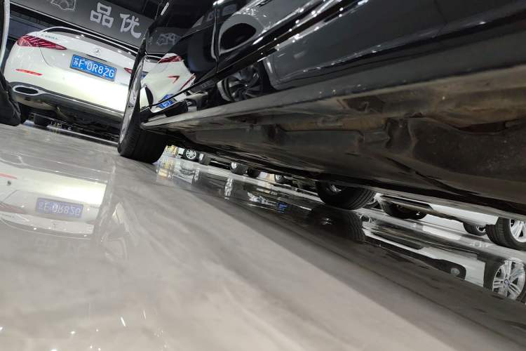 Used Toyota Avalon 2019 Dual-Engine 2.5L Luxury Edition China VI Standard Left Side Sill