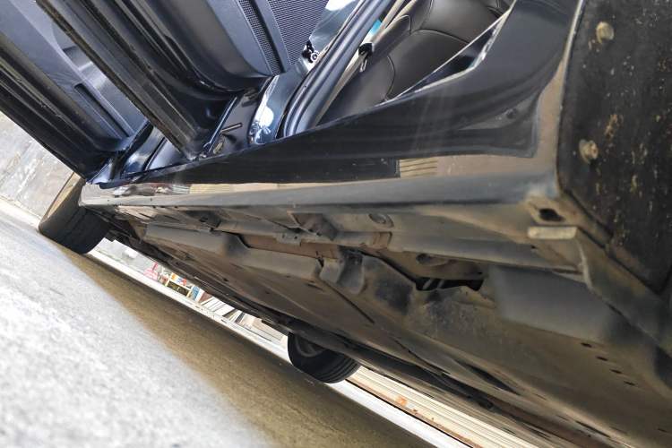 Used Toyota Avalon 2019 2.0L Luxury Edition China VI Standard Left Side Sill