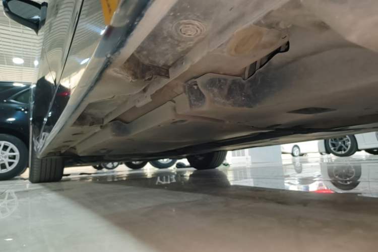 Used Toyota Avalon 2019 2.5L Ambition Version China VI Standard Left Side Sill