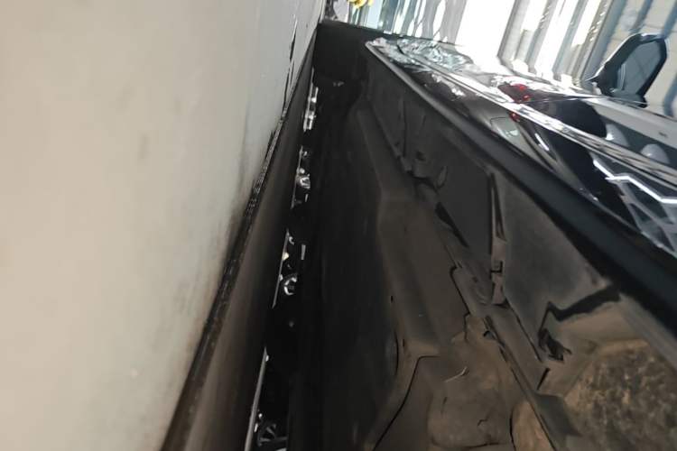Used Toyota Avalon 2019 2.0L Luxury Edition China VI Standard Left Side Sill
