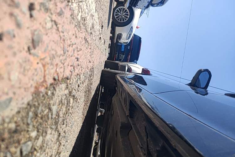 Used Toyota Avalon 2019 Dual-Engine 2.5L XLE Prestige Version China VI Standard Left Side Sill