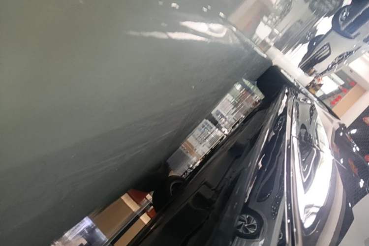 Used Toyota Avalon 2019 Dual-Engine 2.5L Luxury Edition China VI Standard Left Side Sill