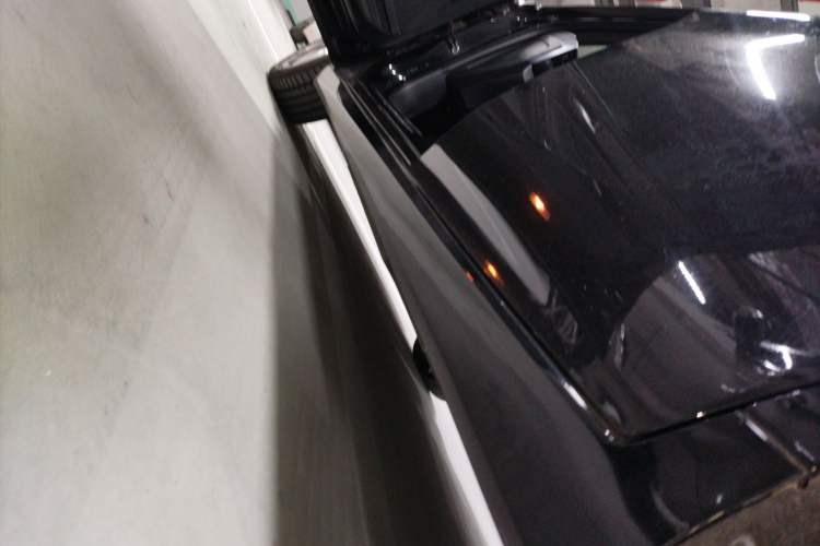 Used Toyota Avalon 2019 2.0L Luxury Edition China VI Standard Left Side Sill